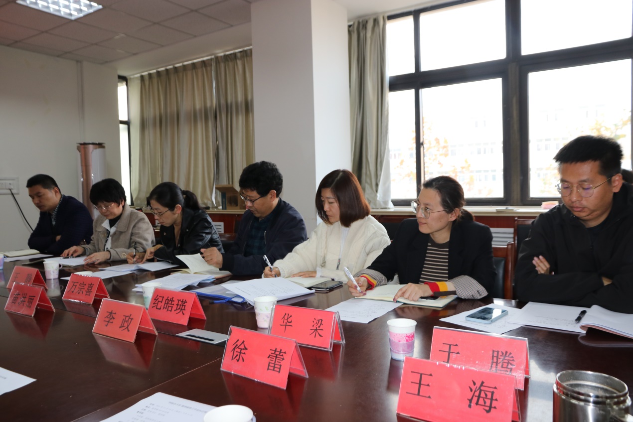 說明: C:\Users\Administrator\Desktop\20211118“學院辦大學”督導服務工作隊組到電子信息學院督導考察\學院辦大學督導照片\學院辦大學督導照片\IMG_1315.JPG